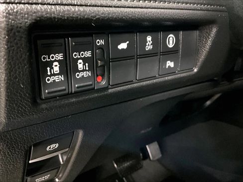 Used 2023 Honda Odyssey Elite image 31