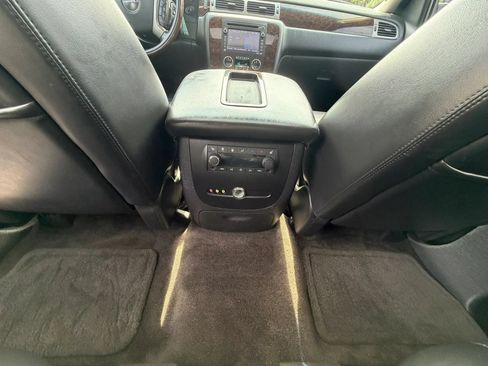 Used 2008 GMC Yukon Denali AWD/4WD image 32