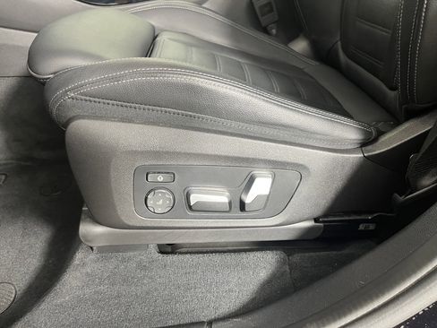 Used 2022 BMW X3 M40i w/ Premium Package image 20