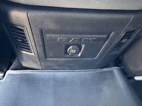 Used 2020 RAM 1500 Warlock AWD/4WD image 29