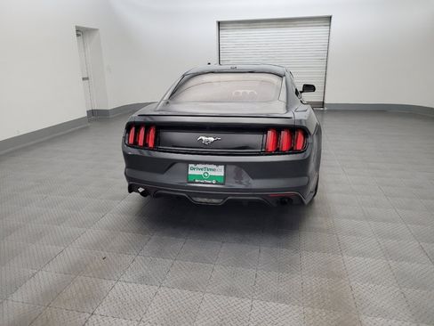 Used 2017 Ford Mustang Premium RWD image 7