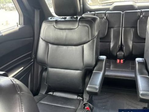 Used 2024 Ford Explorer ST w/ Equipment Group 401A AWD/4WD image 29