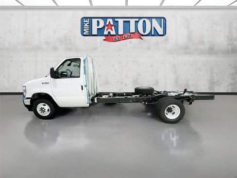 New 2026 Ford E-450 and Econoline 450 Super Duty w/ Ambulance Prep Package image 4