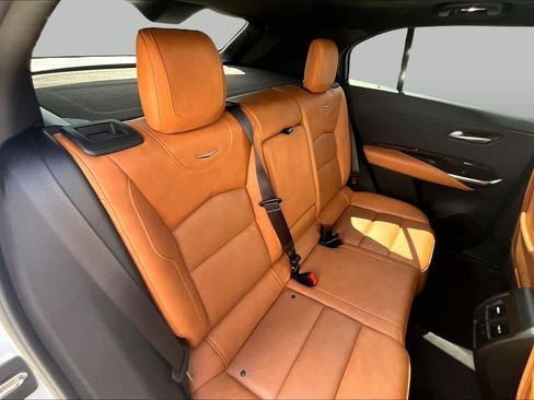 Used 2023 Cadillac XT4 Premium Luxury FWD image 19