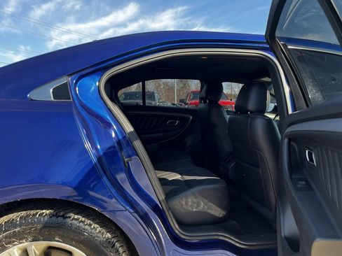 Used 2015 Ford Taurus SEL w/ Equipment Group 201A image 31