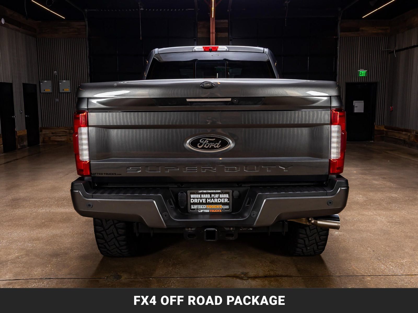 Used 2017 Ford F250 Lariat w/ Lariat Ultimate Package AWD/4WD image 7