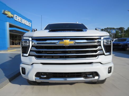 New 2026 Chevrolet Silverado 2500 High Country w/ Technology Package AWD/4WD image 8