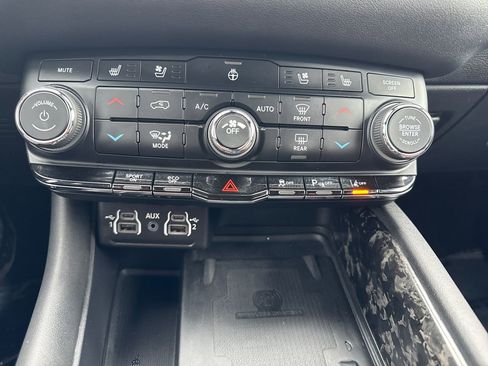 Used 2024 Dodge Durango R/T AWD/4WD image 23