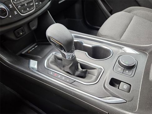 Certified 2024 Chevrolet Traverse LT image 35