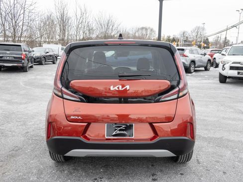 Used 2024 Kia Soul LX w/ Option Group 015 image 9