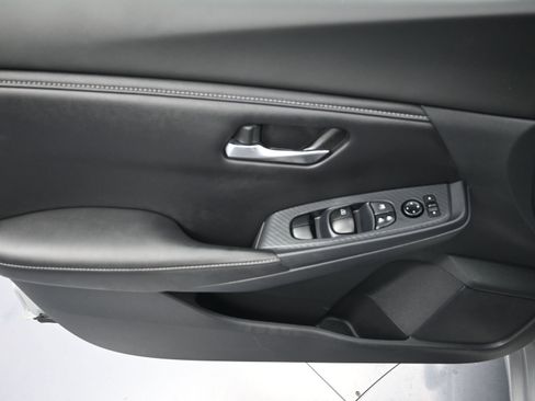 Used 2022 Nissan Sentra SV image 21