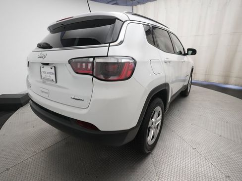 Used 2024 Jeep Compass Latitude AWD/4WD image 13
