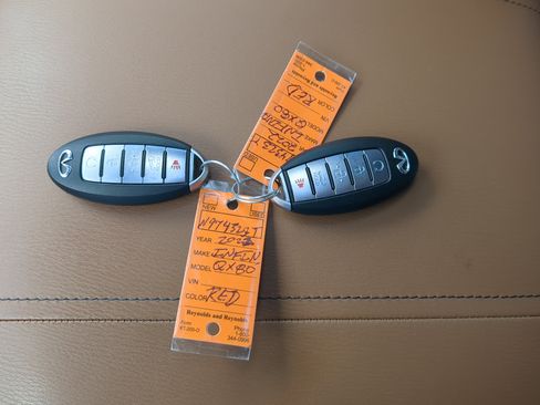 Used 2022 INFINITI QX80 Sensory w/ Cargo Package RWD image 28