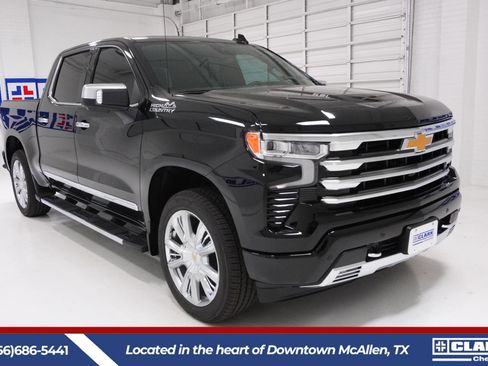 New 2026 Chevrolet Silverado 1500 High Country w/ High Country Premium Package AWD/4WD image 3