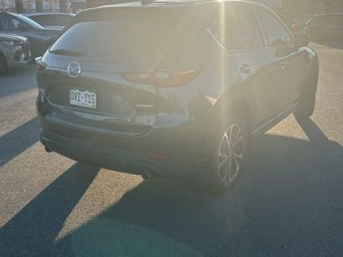 Used 2023 MAZDA CX-5 AWD 2.5 S w/ Premium Plus Pkg image 3