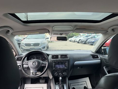 Used 2014 Volkswagen Jetta SE FWD image 11