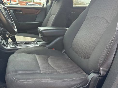Used 2015 Chevrolet Traverse LT FWD image 13