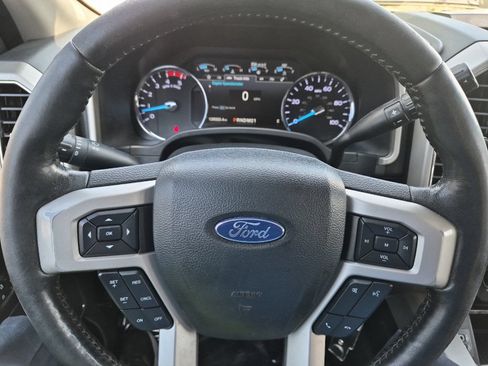Used 2019 Ford F250 Lariat w/ Lariat Value Package AWD/4WD image 20