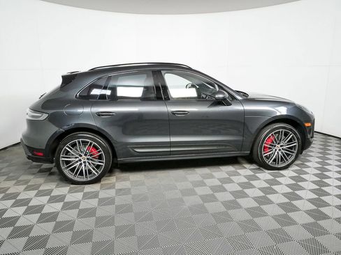 Certified 2025 Porsche Macan GTS image 28