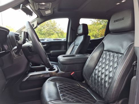 Used 2022 Chevrolet Silverado 1500 RST w/ Safety Package AWD/4WD image 16