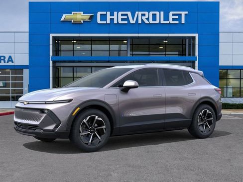 New 2026 Chevrolet Equinox EV LT image 2