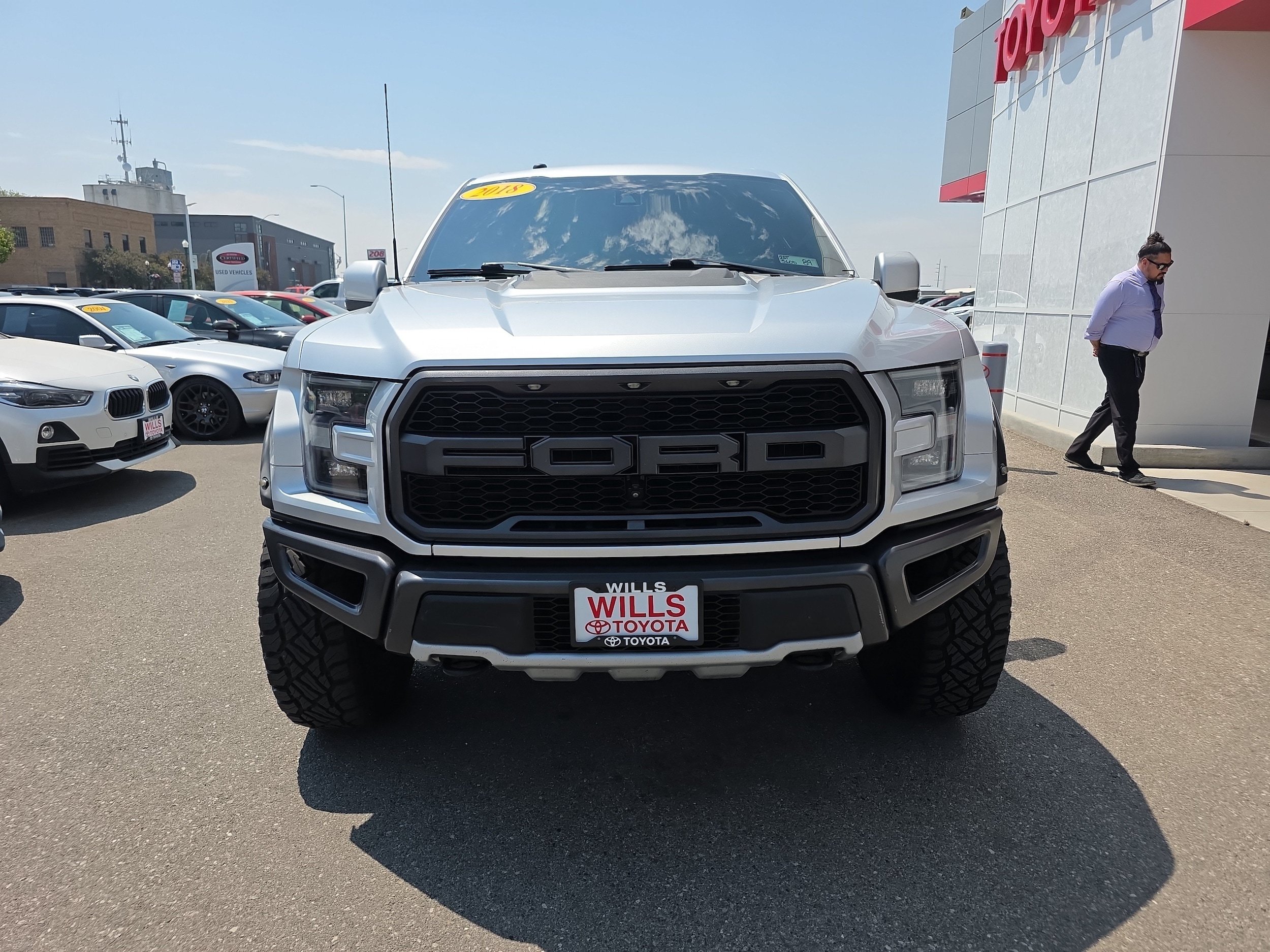 Used 2018 Ford F150 Raptor w/ Equipment Group 802A Luxury AWD/4WD image 4