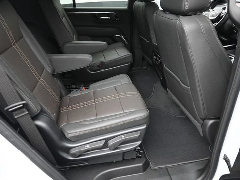 Used 2013 Ford Expedition Limited AWD/4WD image 2