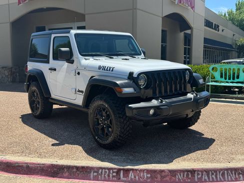 Used 2023 Jeep Wrangler Sport AWD/4WD image 6