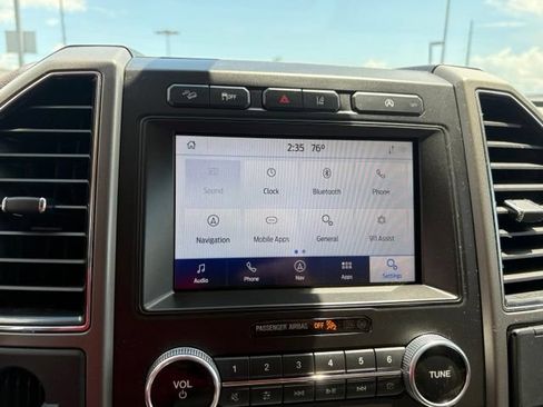 Used 2021 Ford Expedition XLT AWD/4WD image 18