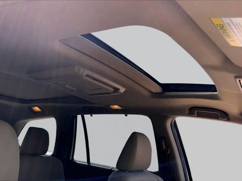 Used 2016 Honda Pilot Elite image 14