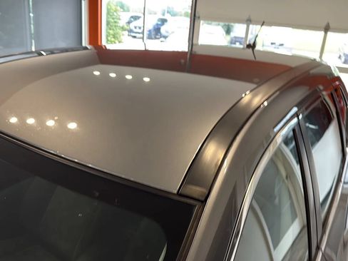Used 2015 Nissan Rogue S FWD image 10