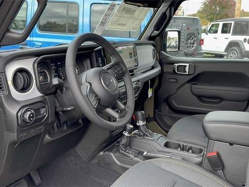 New 2026 Jeep Gladiator Sport image 30