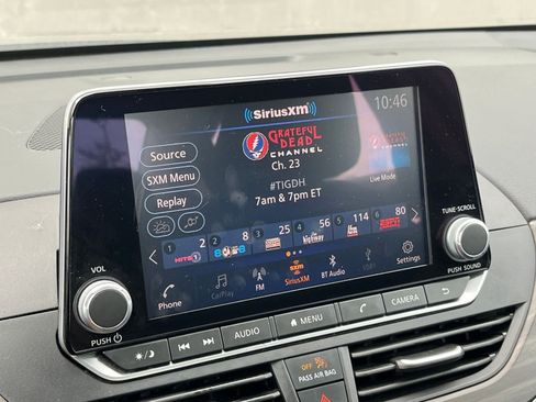 Used 2025 Nissan Altima 2.5 SV image 18