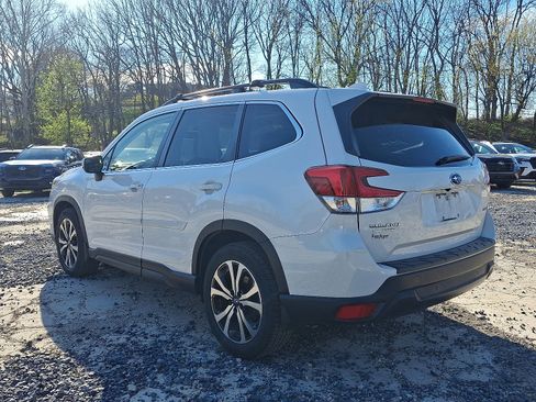Used 2021 Subaru Forester Limited AWD/4WD image 5
