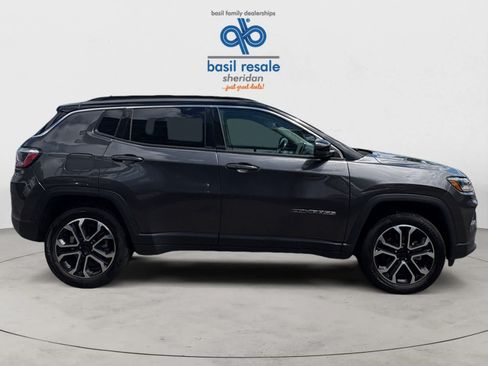 Used 2022 Jeep Compass Limited AWD/4WD image 7