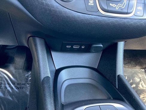 Used 2025 Chevrolet Malibu RS image 31