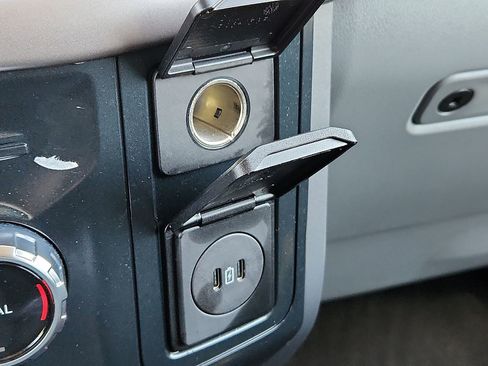 Used 2025 Ford F150 XLT w/ Equipment Group 301A Standard image 20