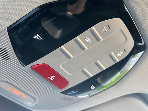 Used 2025 Kia K4 FWD image 21