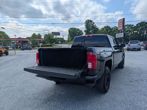 Used 2018 Chevrolet Silverado 1500 LTZ Z71 w/ LTZ Plus Package AWD/4WD image 24