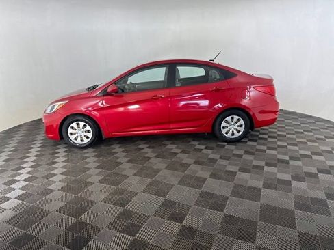 Used 2015 Hyundai Accent GLS FWD image 10