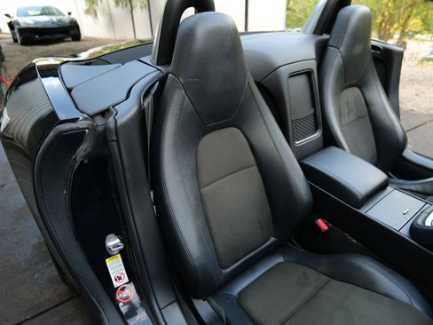 Used 2017 Jaguar F-TYPE Convertible image 37