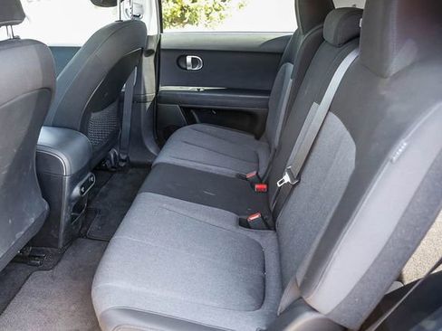 Used 2024 Hyundai Ioniq 5 SEL image 16