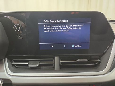 Certified 2024 Chevrolet Trax RS w/ Sunroof Package image 19