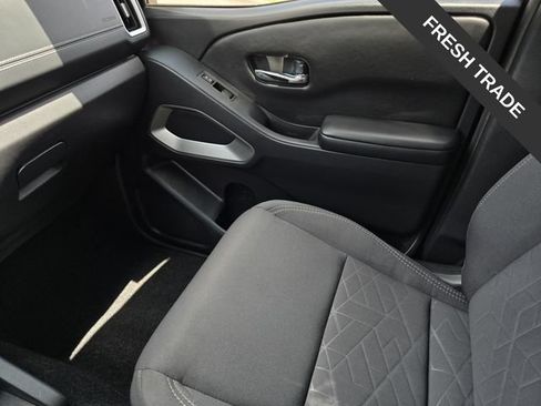 Used 2025 Nissan Frontier SV RWD image 22