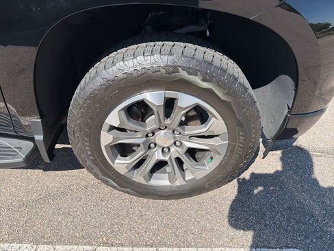 Used 2024 Chevrolet Silverado 1500 High Country w/ Technology Package image 23