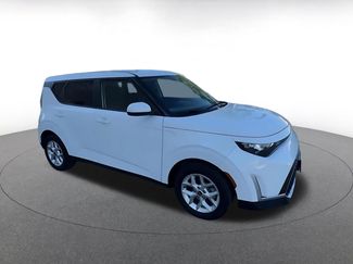 Used 2025 Kia Soul LX w/ LX Technology Package video 2