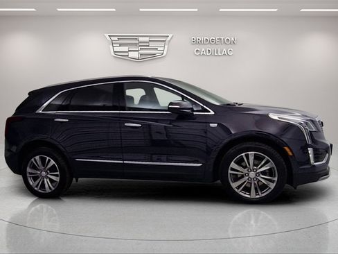 Used 2025 Cadillac XT5 Premium Luxury image 8