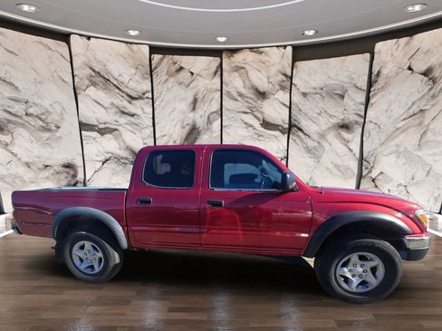 Used 2004 Toyota Tacoma PreRunner image 4
