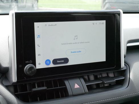 Certified 2025 Toyota RAV4 XLE AWD/4WD image 22
