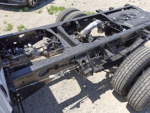 New 2025 RAM 3500 Tradesman w/ Chrome Appearance Group image 13